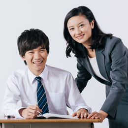1.生徒との信頼関係を築くため「個別担任制」を導入